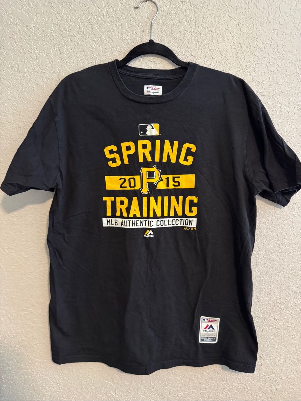 Pittsburg Pirates Majestic Black Tee with White and Red Logo Patch